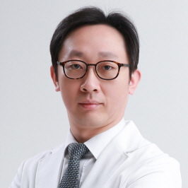 윤우영