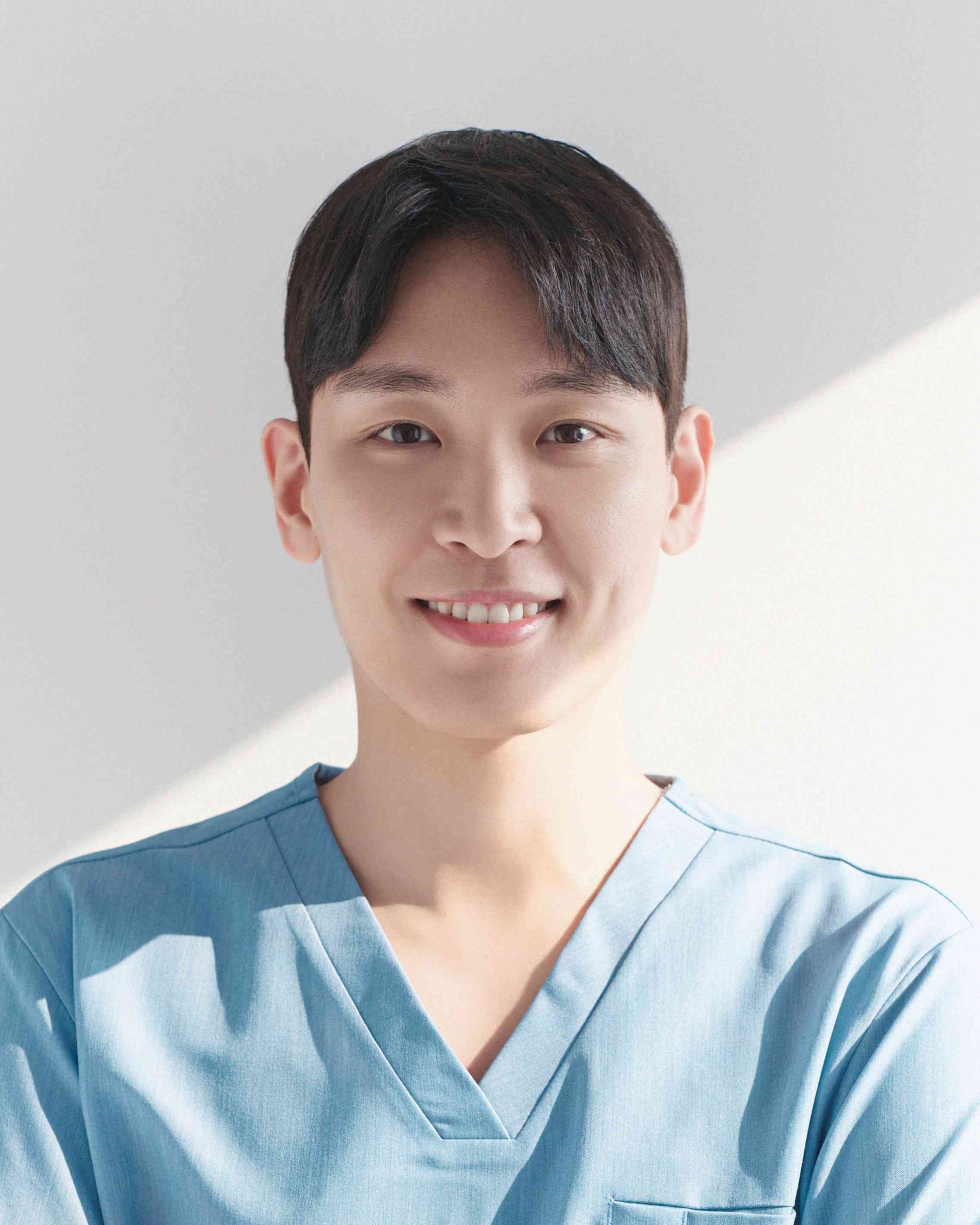강민준 프로필
